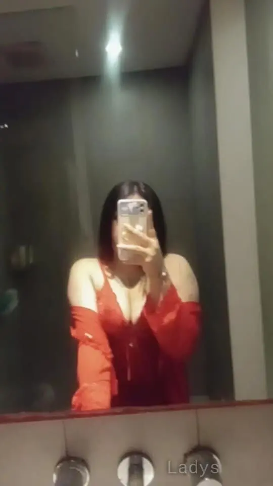 Caca (27) – Call Girl & Independent Escort Service in Bali - Gallery Photo 3