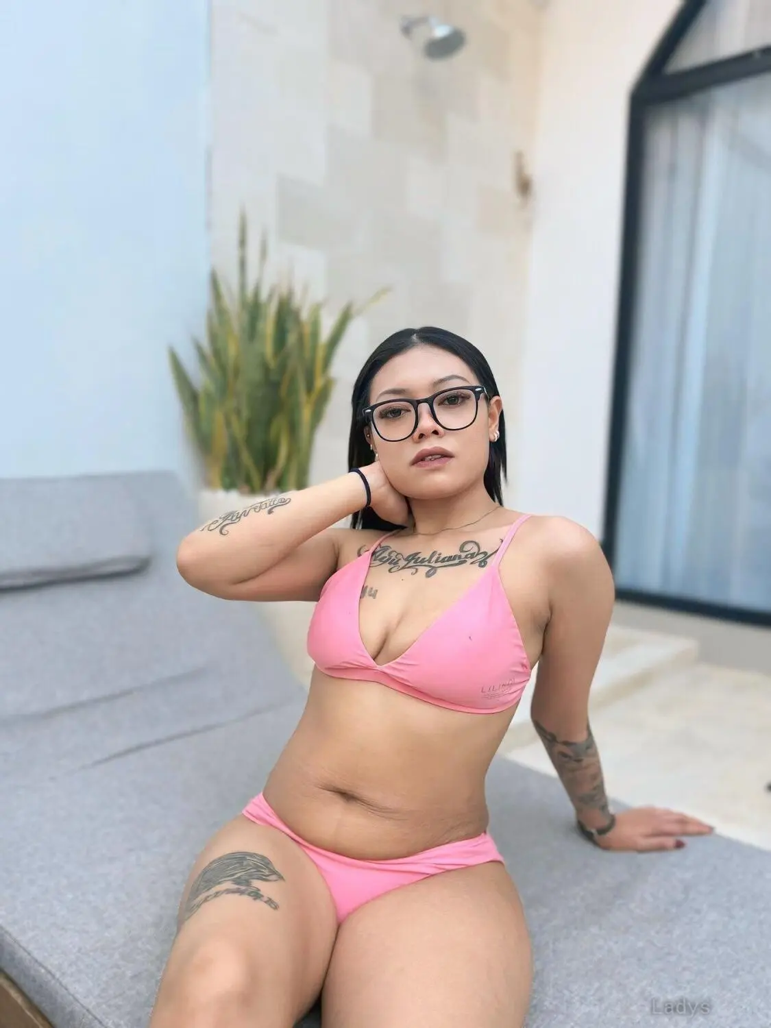 Veronica (23) – Call Girl & Independent Escort Service in Bali - Gallery Photo 6