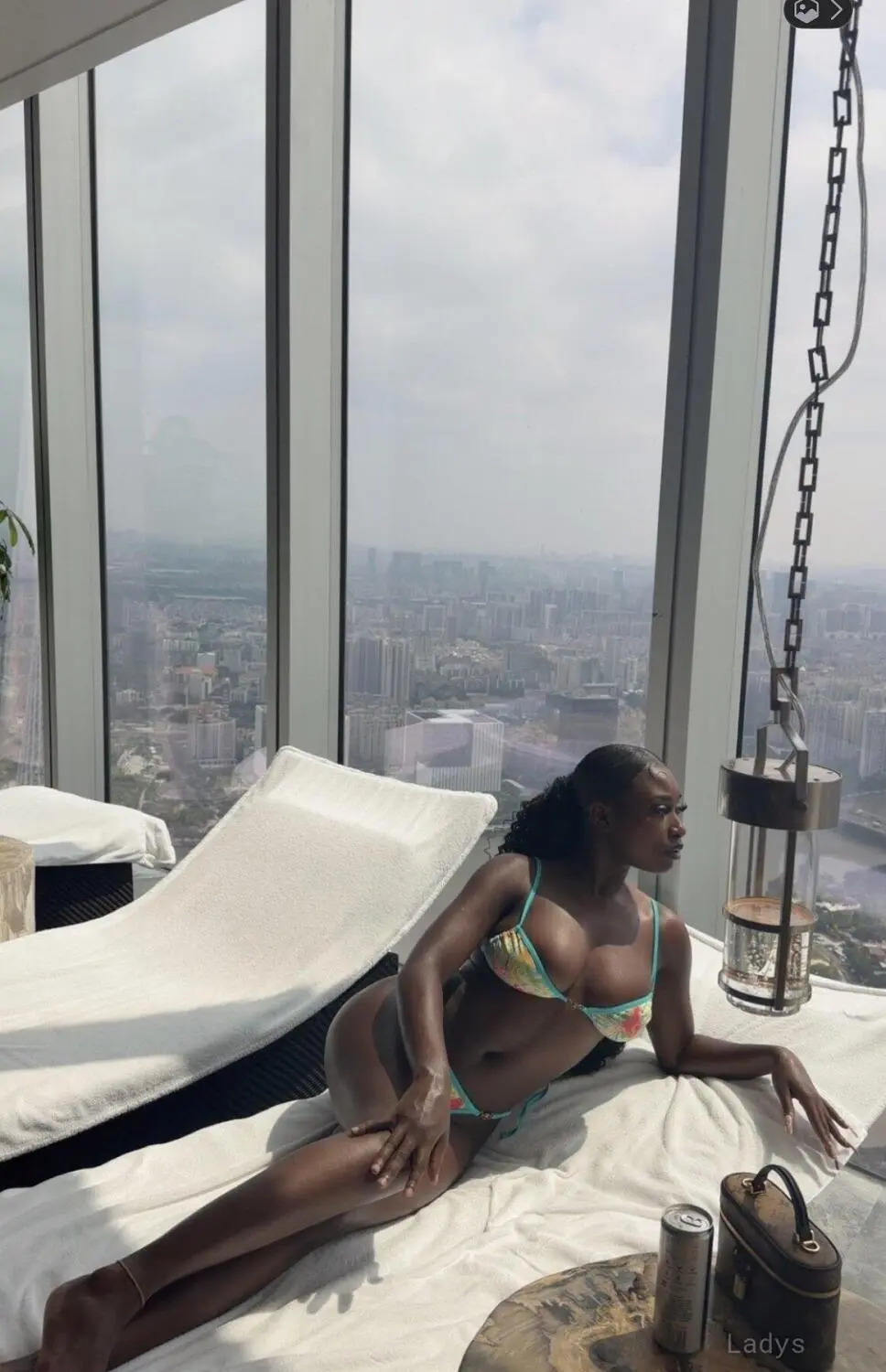 Lucky (25) – Call Girl & Independent Escort Service in Bali - Gallery Photo 3