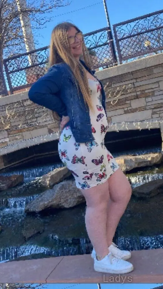 Tina (22) – Call Girl & Independent Escort Service in Baltimore - Gallery Photo 4