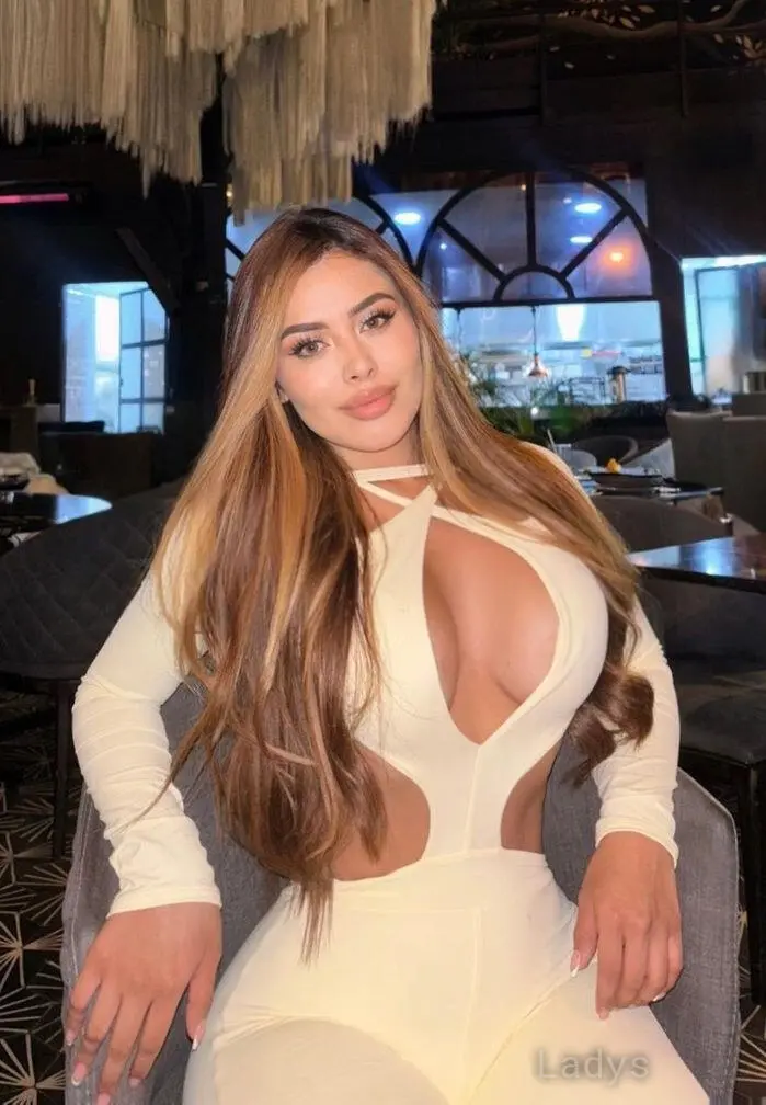 Emily (27) – Call Girl & Independent Escort Service in Baltimore - Gallery Photo 3