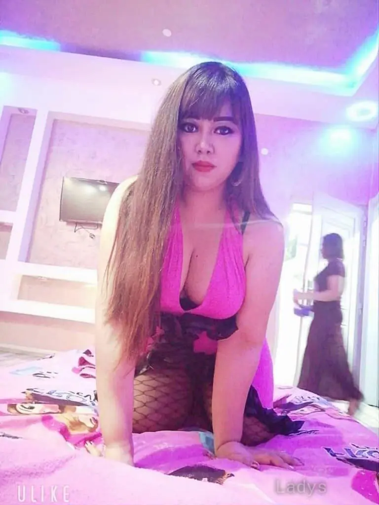Helen (28) – Call Girl & Independent Escort Service in Barkā’ - Gallery Photo 3