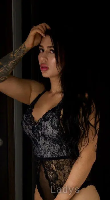 Sarah (30) – Call Girl & Independent Escort Service in Basel - Gallery Photo 3