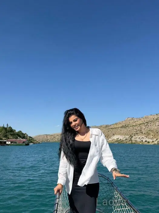 Nadia (20) – Call Girl & Independent Escort Service in Bashkia Durrës - Gallery Photo 4