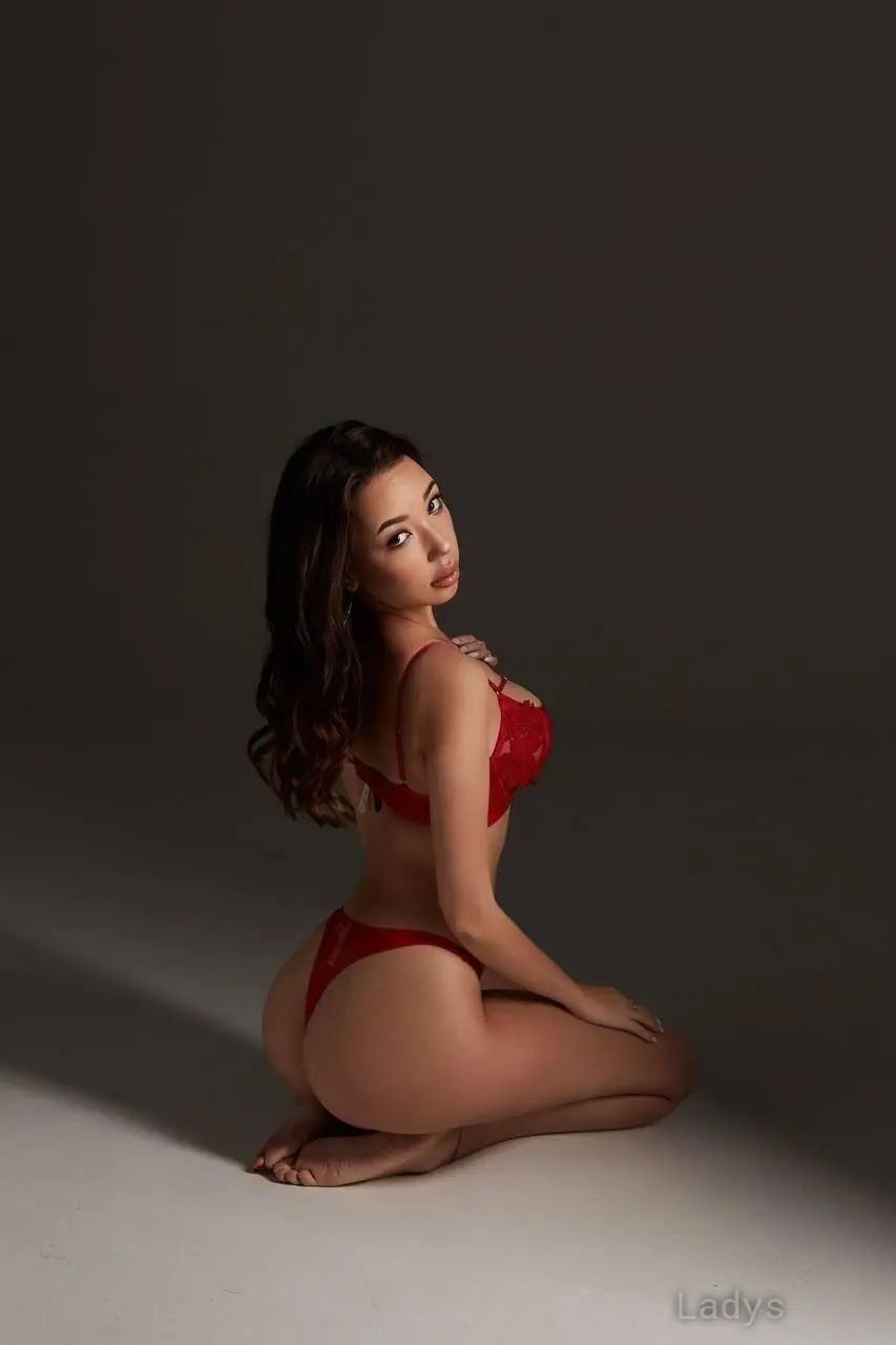 Maria (21) – Call Girl & Independent Escort Service in Bashkia Sarandë - Gallery Photo 3