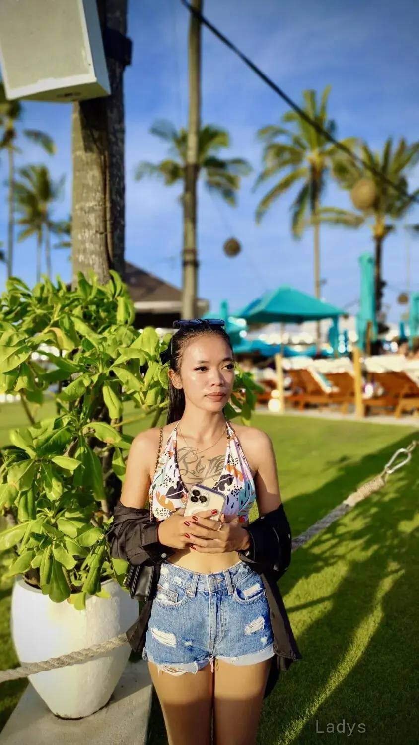 Jenna (25) – Call Girl & Independent Escort Service in Batam - Gallery Photo 7