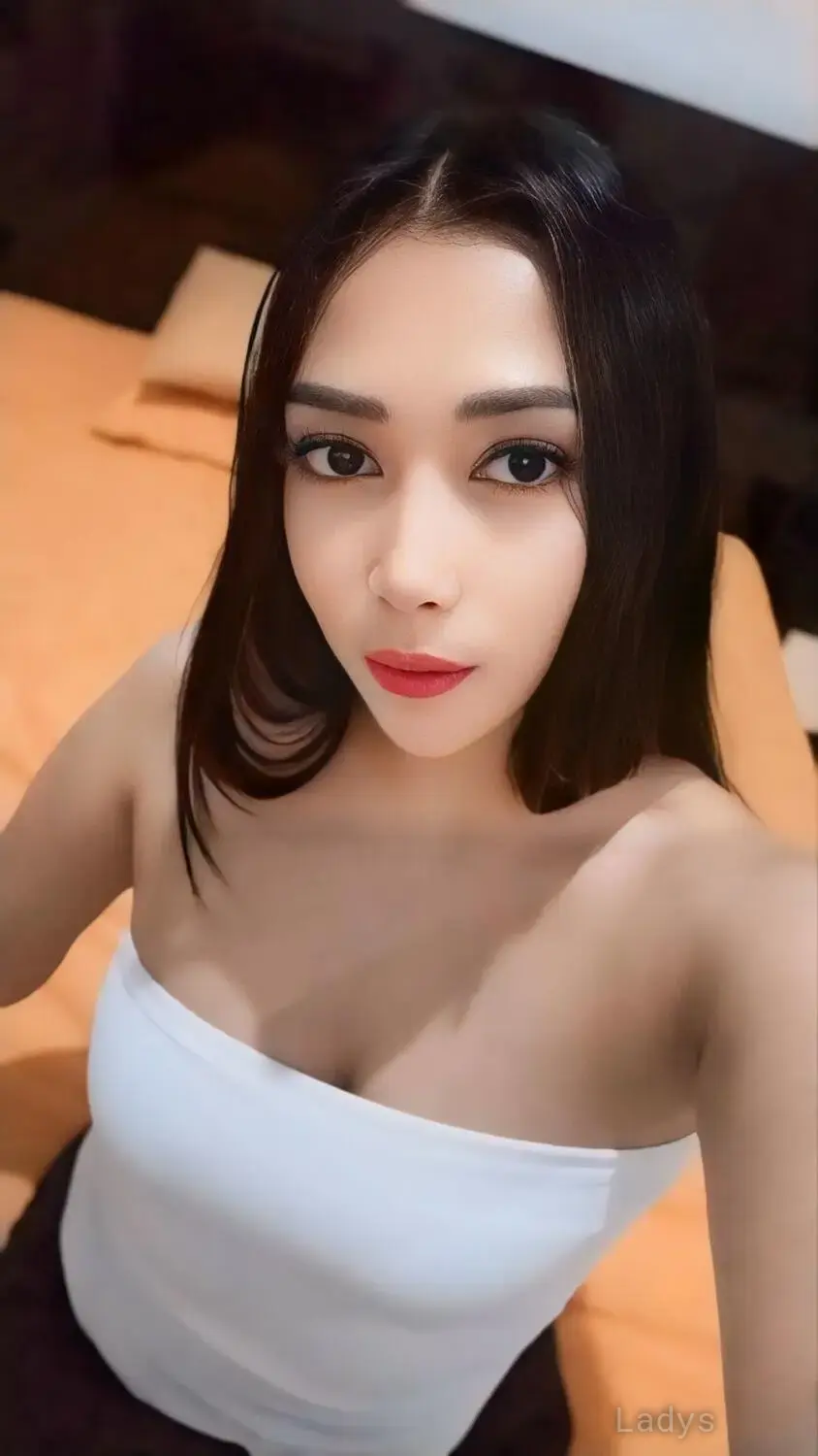 Alexa (22) – Call Girl & Independent Escort Service in Batam - Gallery Photo 6