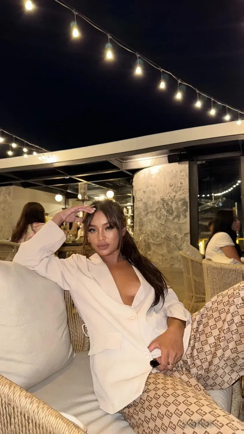 Jeslyn Can (21) – Call Girl & Independent Escort Service in Batam - Gallery Photo 2