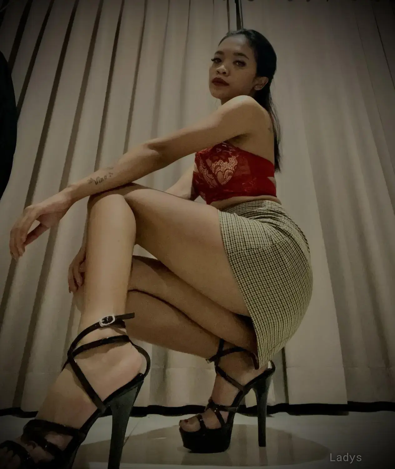 Jenna (25) – Call Girl & Independent Escort Service in Batam - Gallery Photo 5