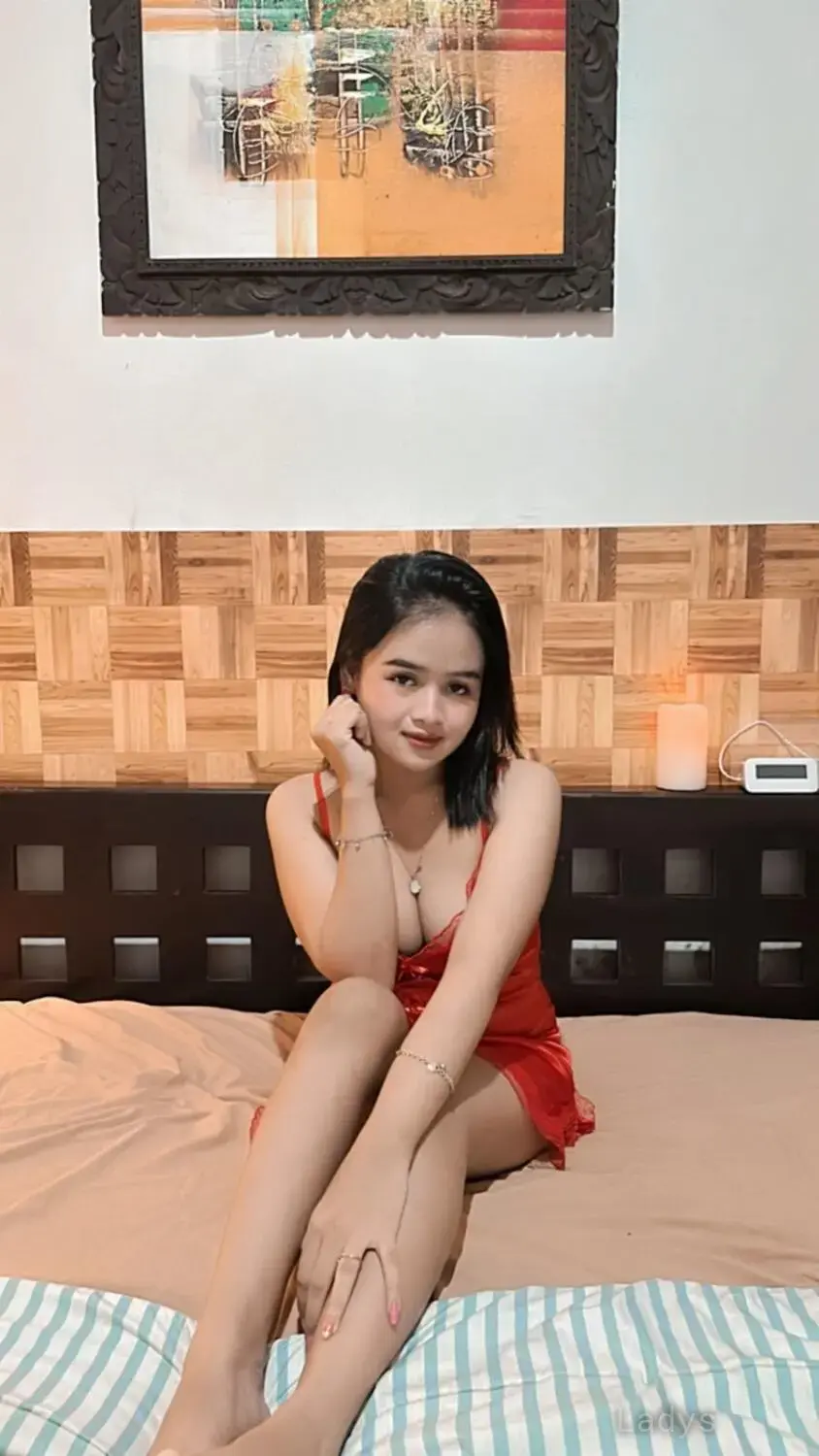 Shania (19) – Call Girl & Independent Escort Service in Batam - Gallery Photo 2