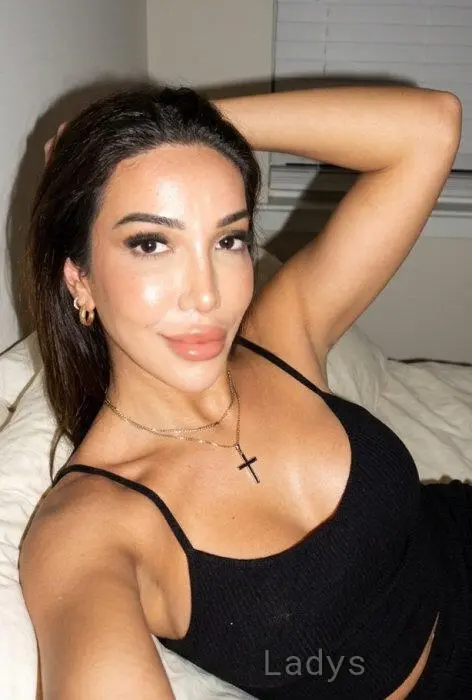 Emma Cat (26) – Call Girl & Independent Escort Service in Belfast - Gallery Photo 2