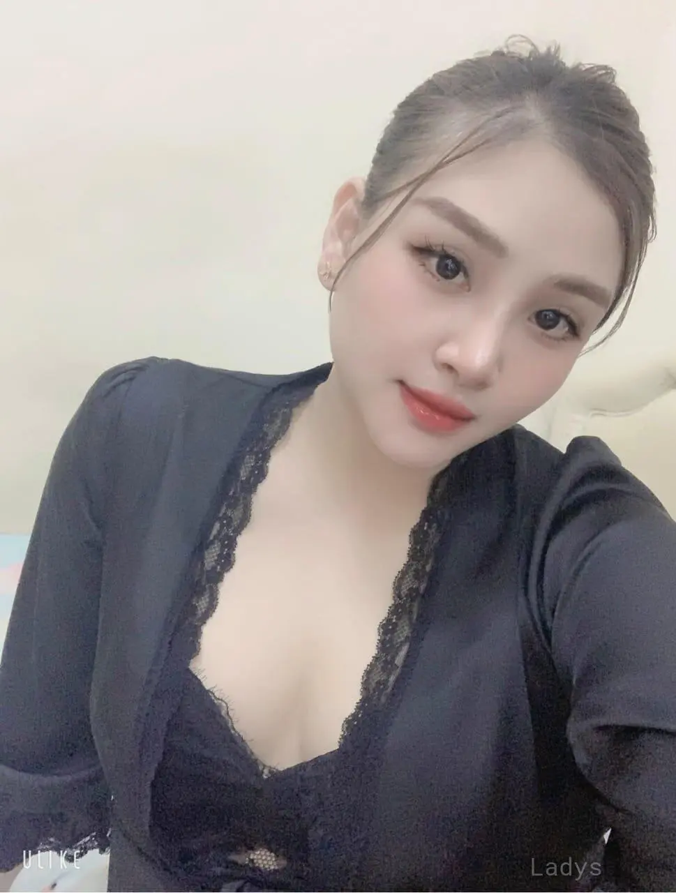 Anh (23) – Call Girl & Independent Escort Service in Belgrade - Gallery Photo 5