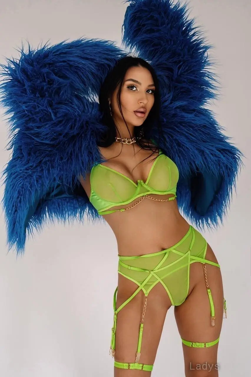Lera (22) – Call Girl & Independent Escort Service in Belgrade - Gallery Photo 8