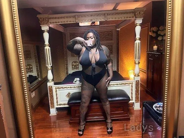 Sasha (22) – Call Girl & Independent Escort Service in Bendigo - Gallery Photo 5