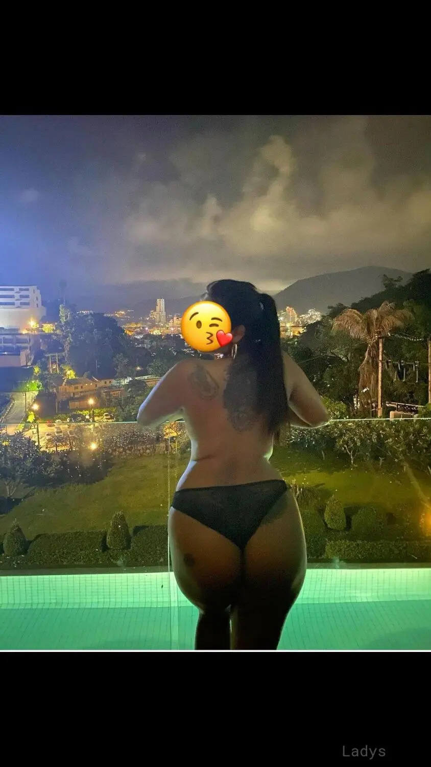 Camila (25) – Call Girl & Independent Escort Service in Bendigo - Gallery Photo 2
