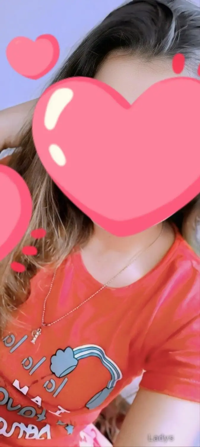 Riya (22) – Call Girl & Independent Escort Service in Bangalore - Gallery Photo 8