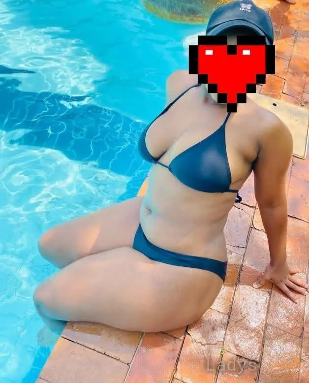 Diana (26) – Call Girl & Independent Escort Service in Bangalore - Gallery Photo 3