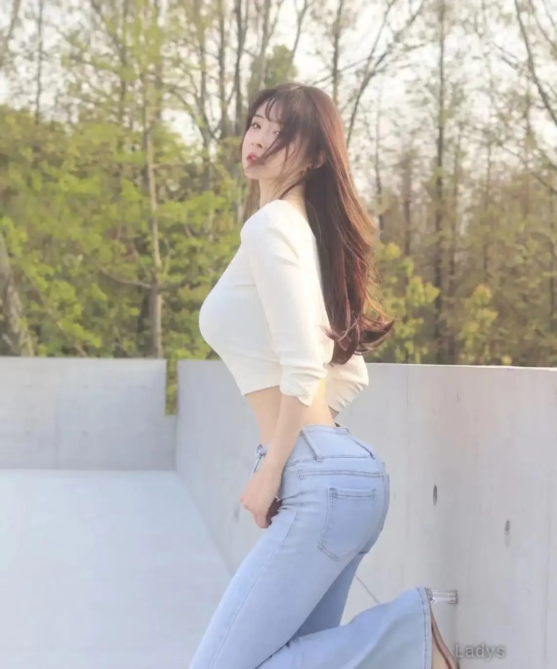 Alee (22) – Call Girl & Independent Escort Service in Benxi - Gallery Photo 3