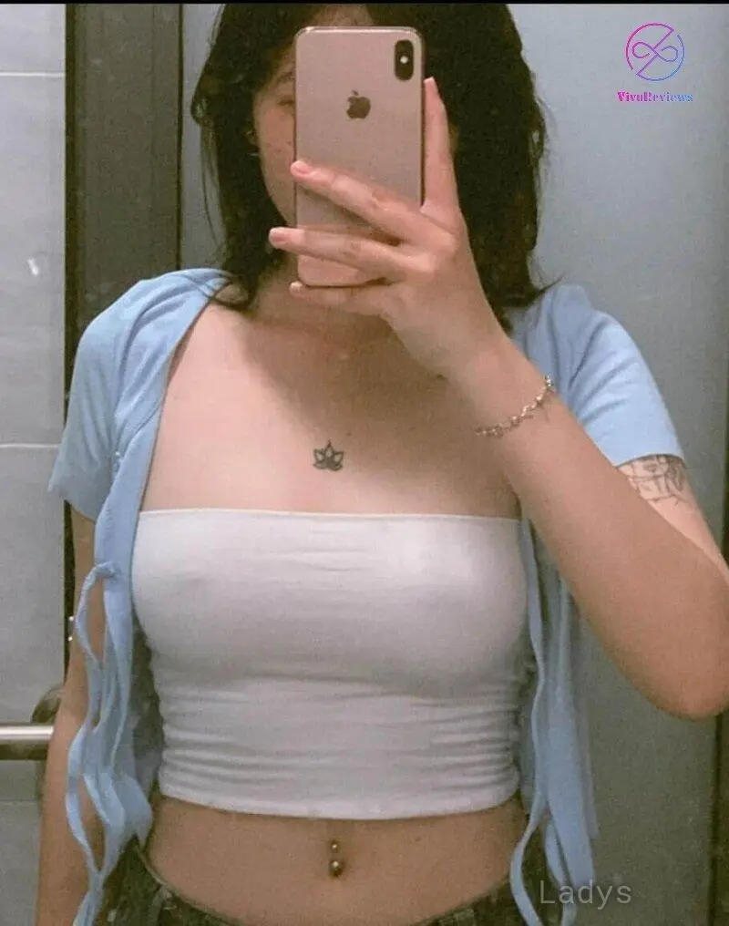Mina (23) – Call Girl & Independent Escort Service in Berat - Gallery Photo 3