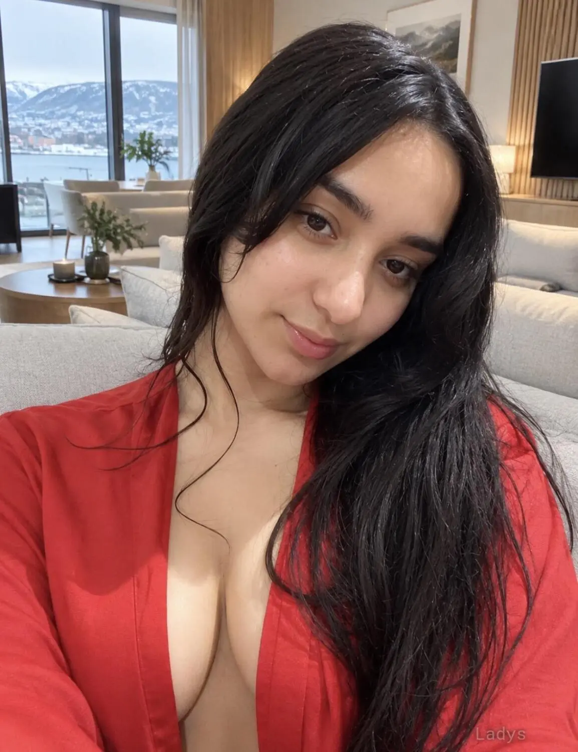 Saya Mia (26) – Call Girl & Independent Escort Service in Bergen - Gallery Photo 4