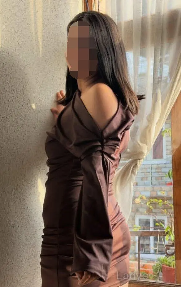 Jenny (22) – Call Girl & Independent Escort Service in Berlin - Gallery Photo 2