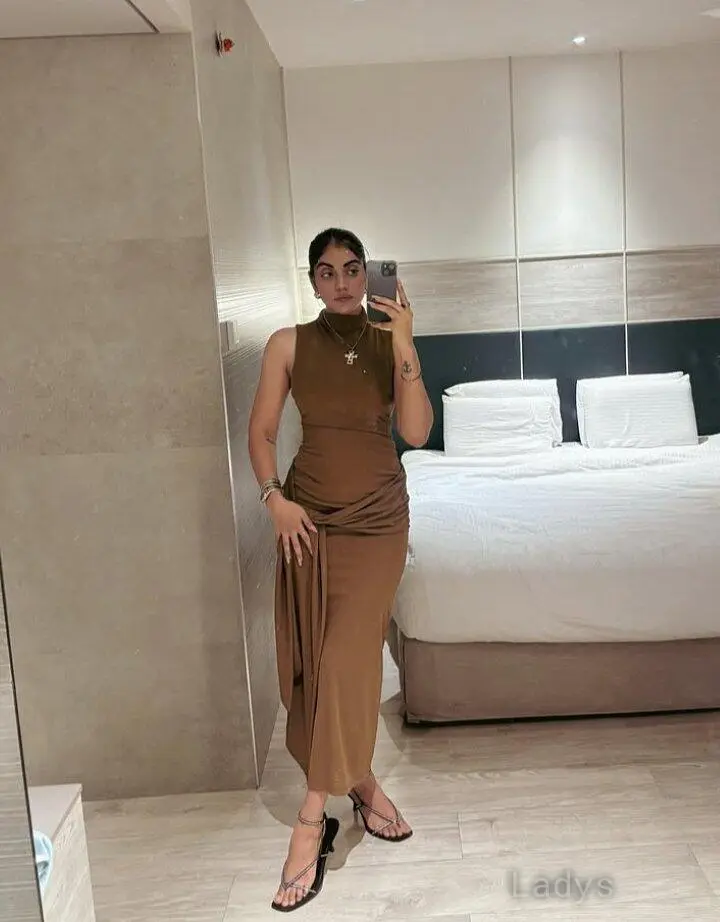 Shejal (24) – Call Girl & Independent Escort Service in Berlin - Gallery Photo 2