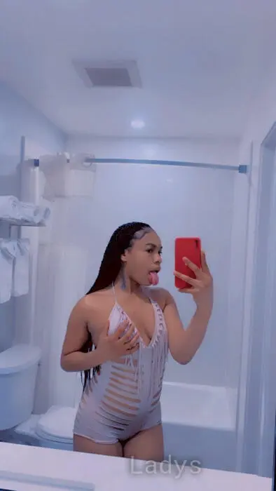 Cece (25) – Call Girl & Independent Escort Service in Bettembourg - Gallery Photo 4