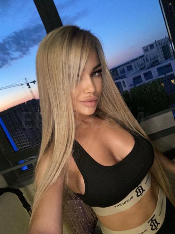 Melissa (24) – Call Girl & Independent Escort Service in Beverly Hills - Gallery Photo 6