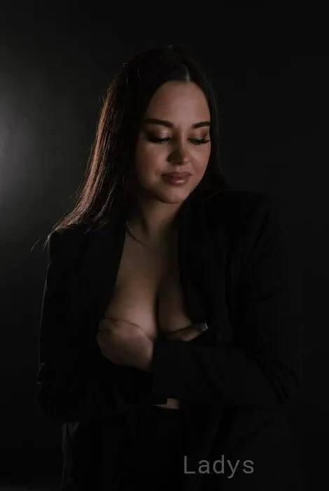 Larisa (24) – Call Girl & Independent Escort Service in Biella - Gallery Photo 2