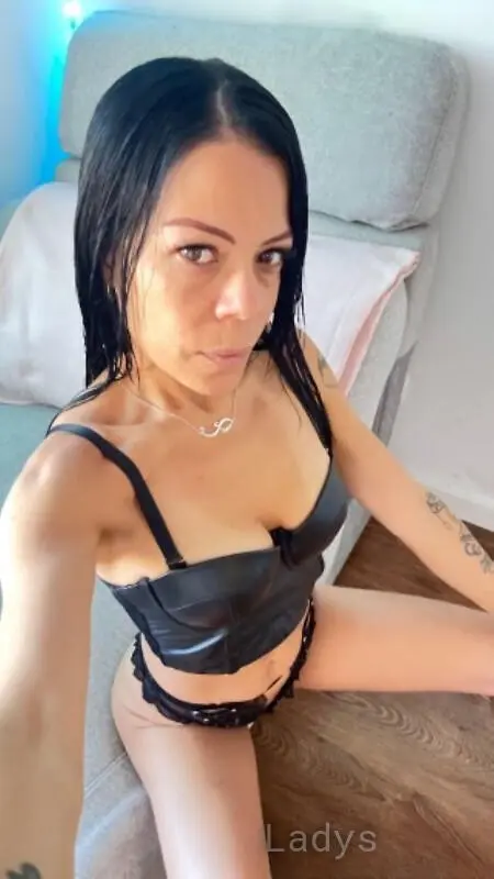 Carol (39) – Call Girl & Independent Escort Service in Bilbao - Gallery Photo 5