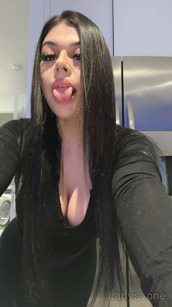 Bella (22) – Call Girl & Independent Escort Service in Biloxi - Gallery Photo 5