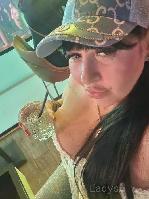 Miky (38) – Call Girl & Independent Escort Service in Birkirkara - Gallery Photo 2