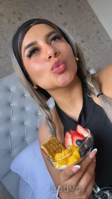 Sandra Morgan (25) – Call Girl & Independent Escort Service in Birmingham - Gallery Photo 3