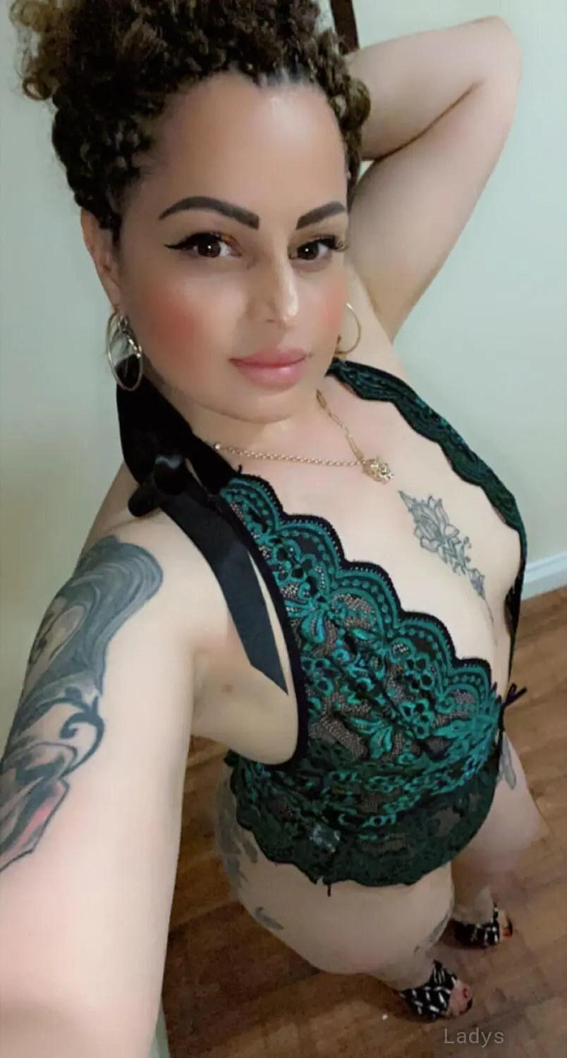 Bella (29) – Call Girl & Independent Escort Service in Birmingham - Gallery Photo 8
