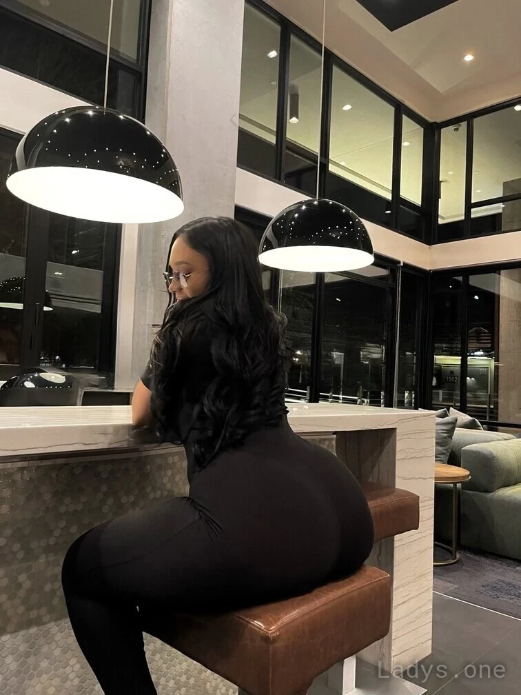 Gigi (21) – Call Girl & Independent Escort Service in Bismarck - Gallery Photo 4