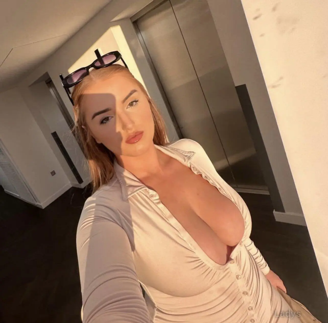 Nicky (25) – Call Girl & Independent Escort Service in Bloemfontein - Gallery Photo 2
