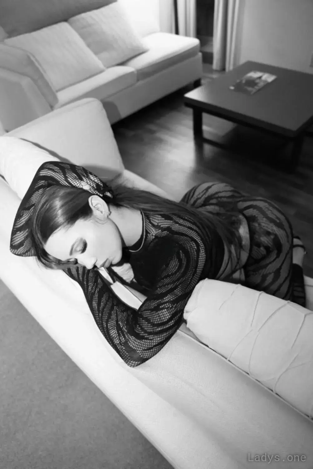 Angie (26) – Call Girl & Independent Escort Service in Bloomington - Gallery Photo 2