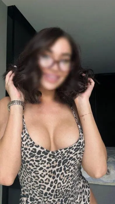 Violetta (26) – Call Girl & Independent Escort Service in Bochum - Gallery Photo 3