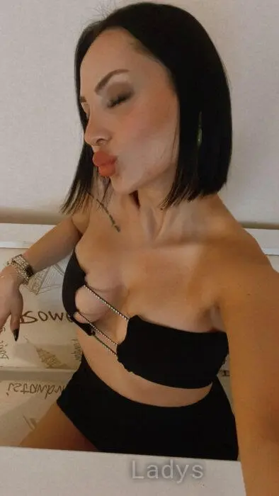 Umay (23) – Call Girl & Independent Escort Service in Bodrum - Gallery Photo 2
