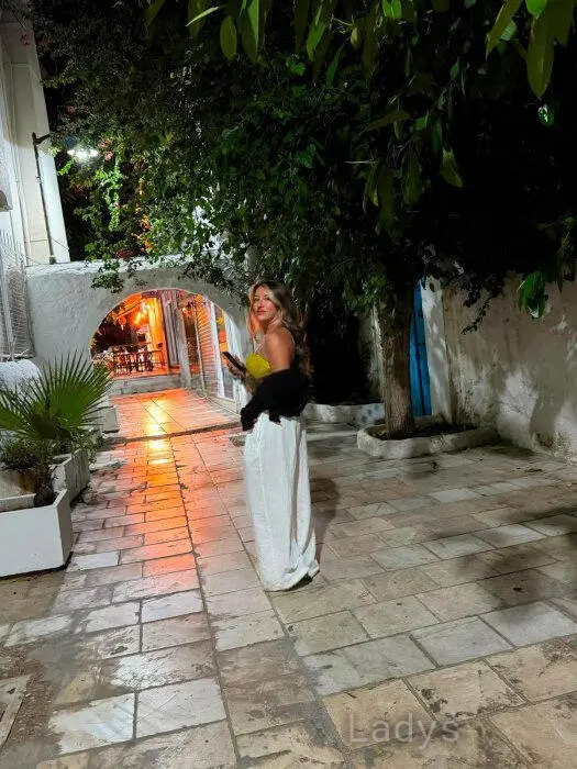 Elena (23) – Call Girl & Independent Escort Service in Bodrum - Gallery Photo 5