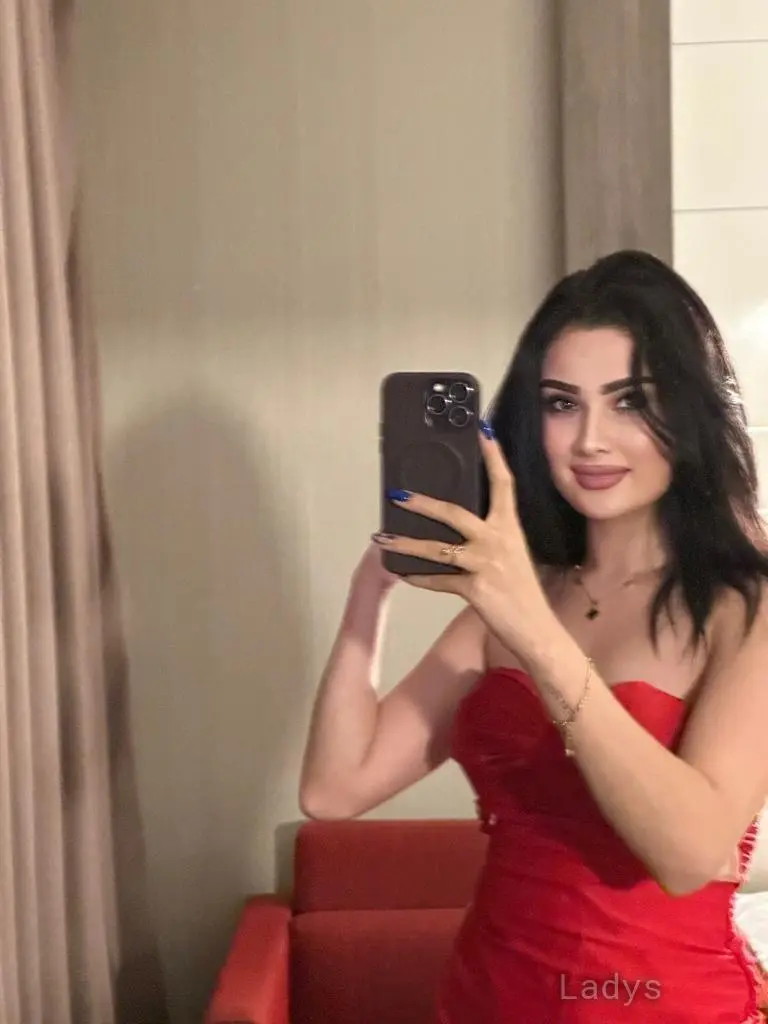 Sevda (20) – Call Girl & Independent Escort Service in Bodrum - Gallery Photo 2