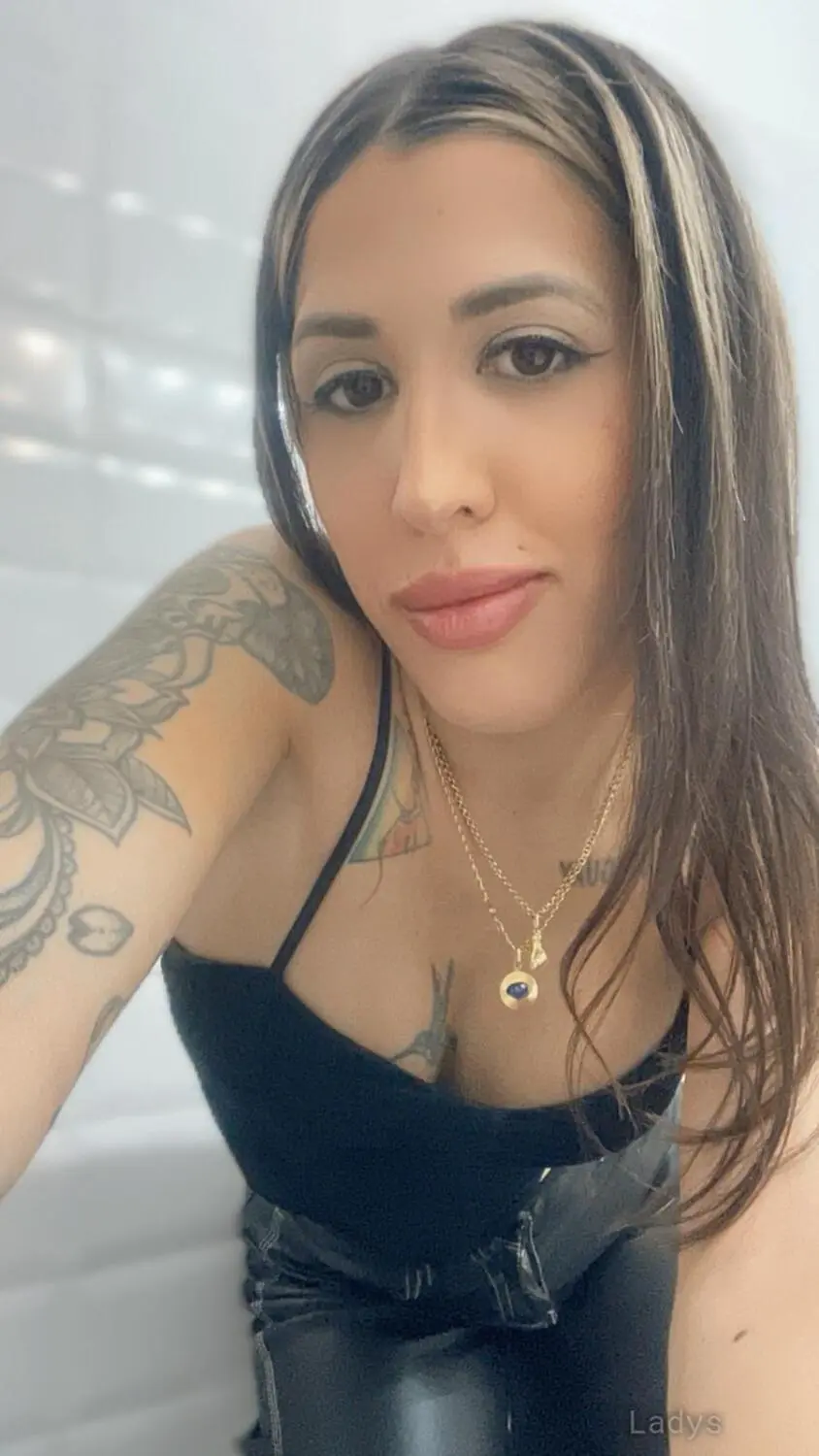 Marcia (23) – Call Girl & Independent Escort Service in Bonn - Gallery Photo 3