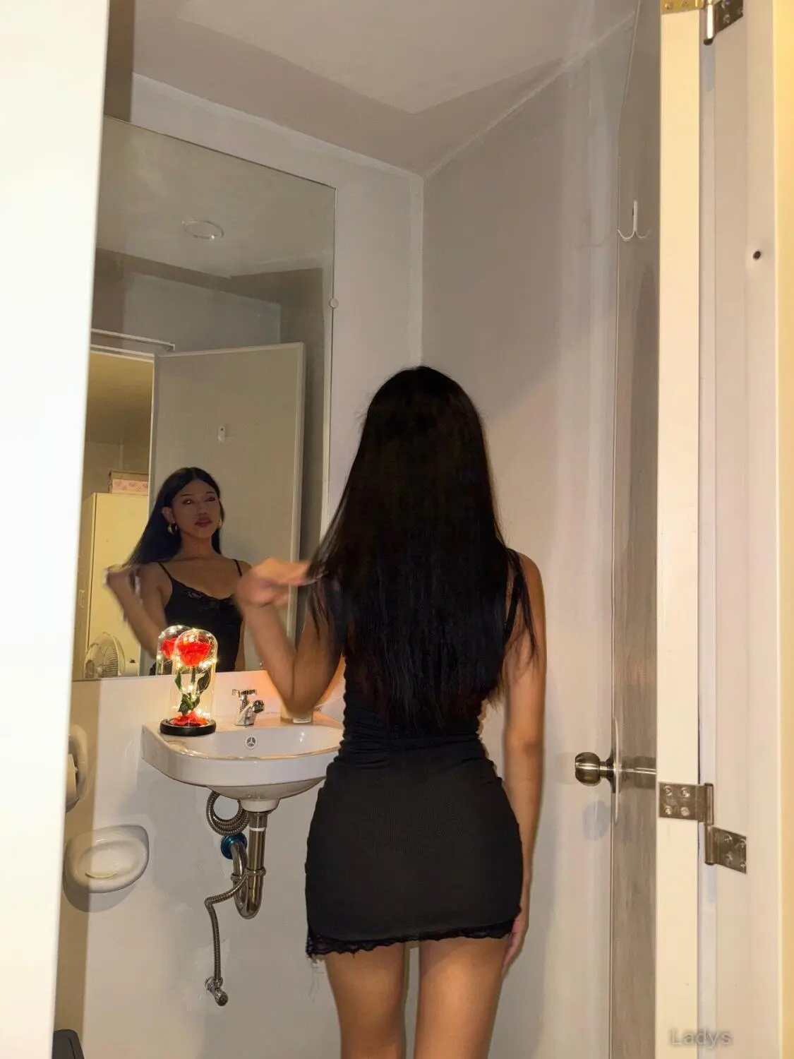Mingming (20) – Call Girl & Independent Escort Service in Boracay - Gallery Photo 3