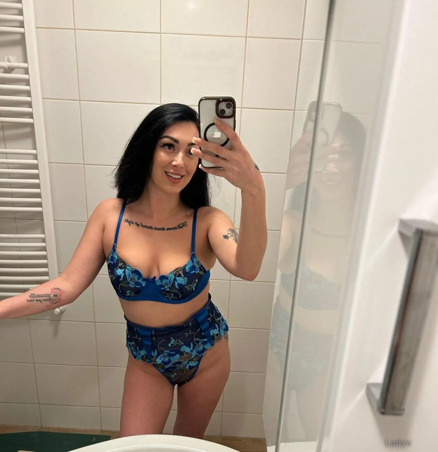 Selena (28) – Call Girl & Independent Escort Service in Boracay - Gallery Photo 2