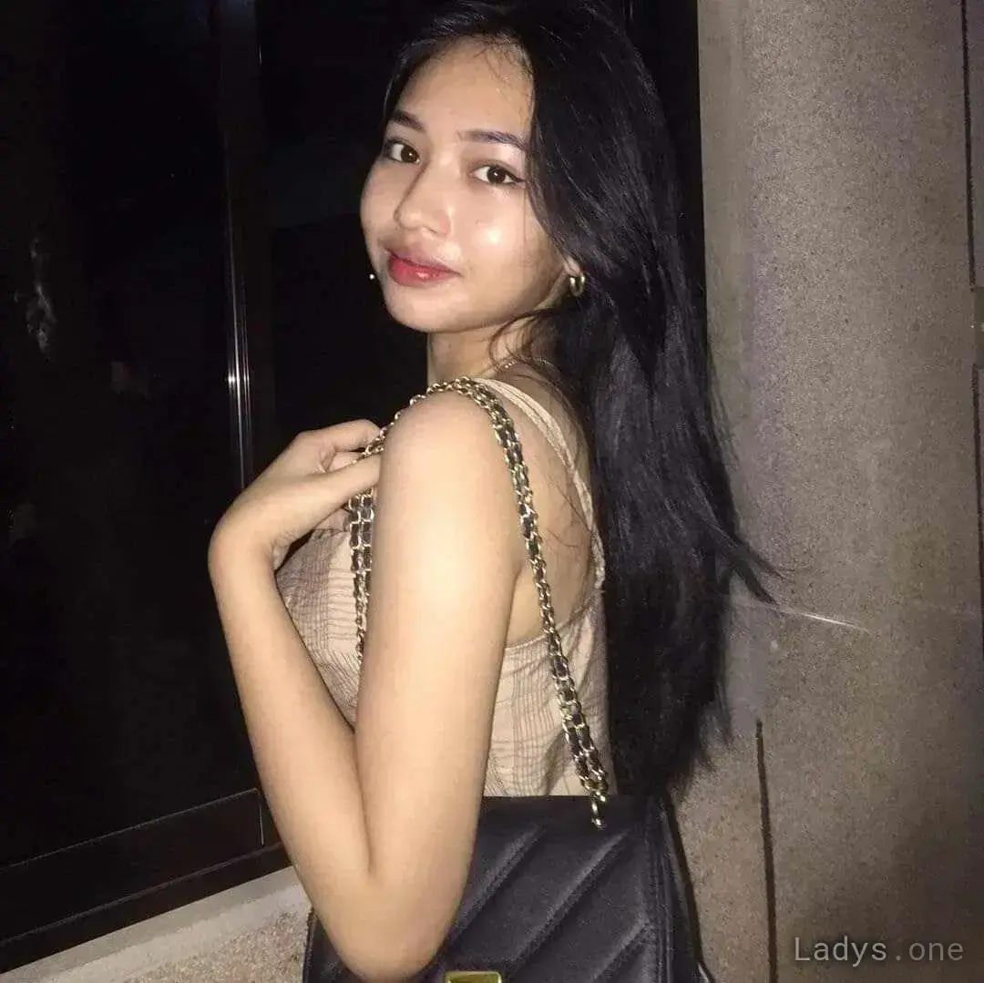 Jen (23) – Call Girl & Independent Escort Service in Boracay - Gallery Photo 4