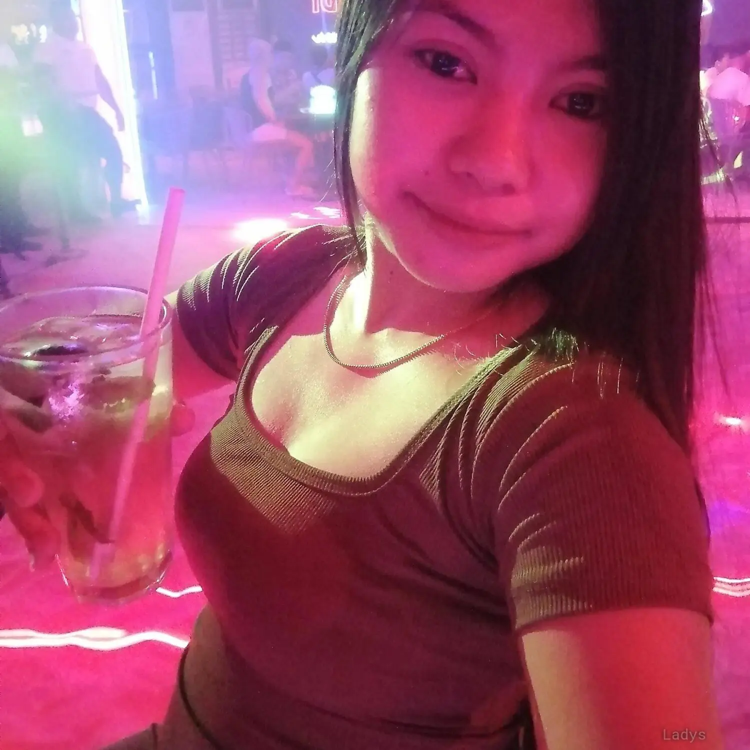 Lora (26) – Call Girl & Independent Escort Service in Boracay - Gallery Photo 4