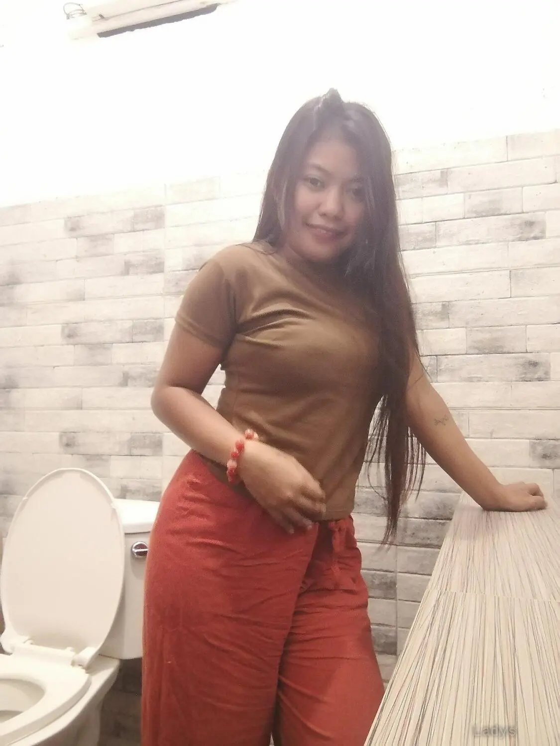 Lora (26) – Call Girl & Independent Escort Service in Boracay - Gallery Photo 5