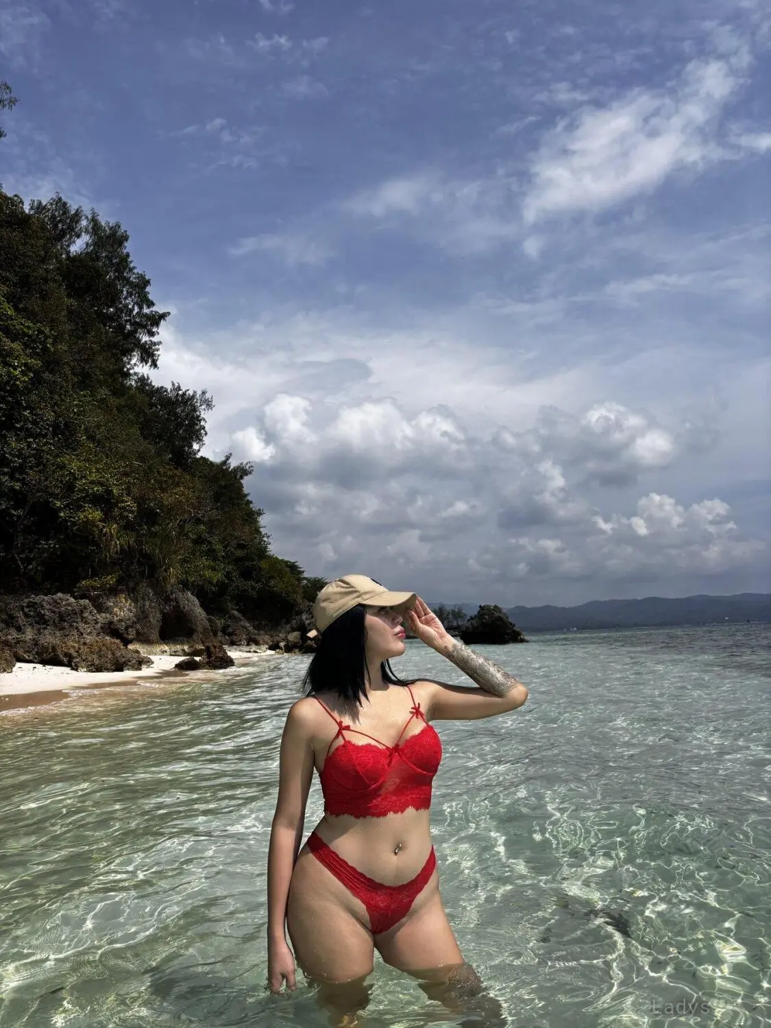 Emily (25) – Call Girl & Independent Escort Service in Boracay - Gallery Photo 6