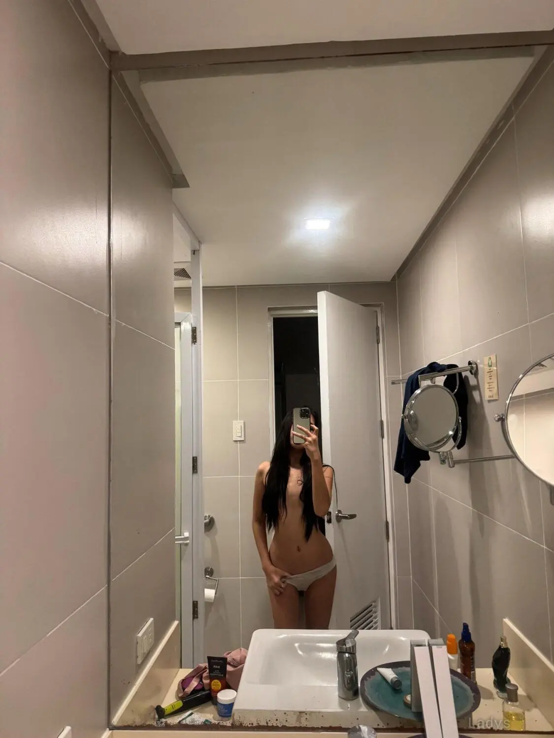 Mingming (20) – Call Girl & Independent Escort Service in Boracay - Gallery Photo 5