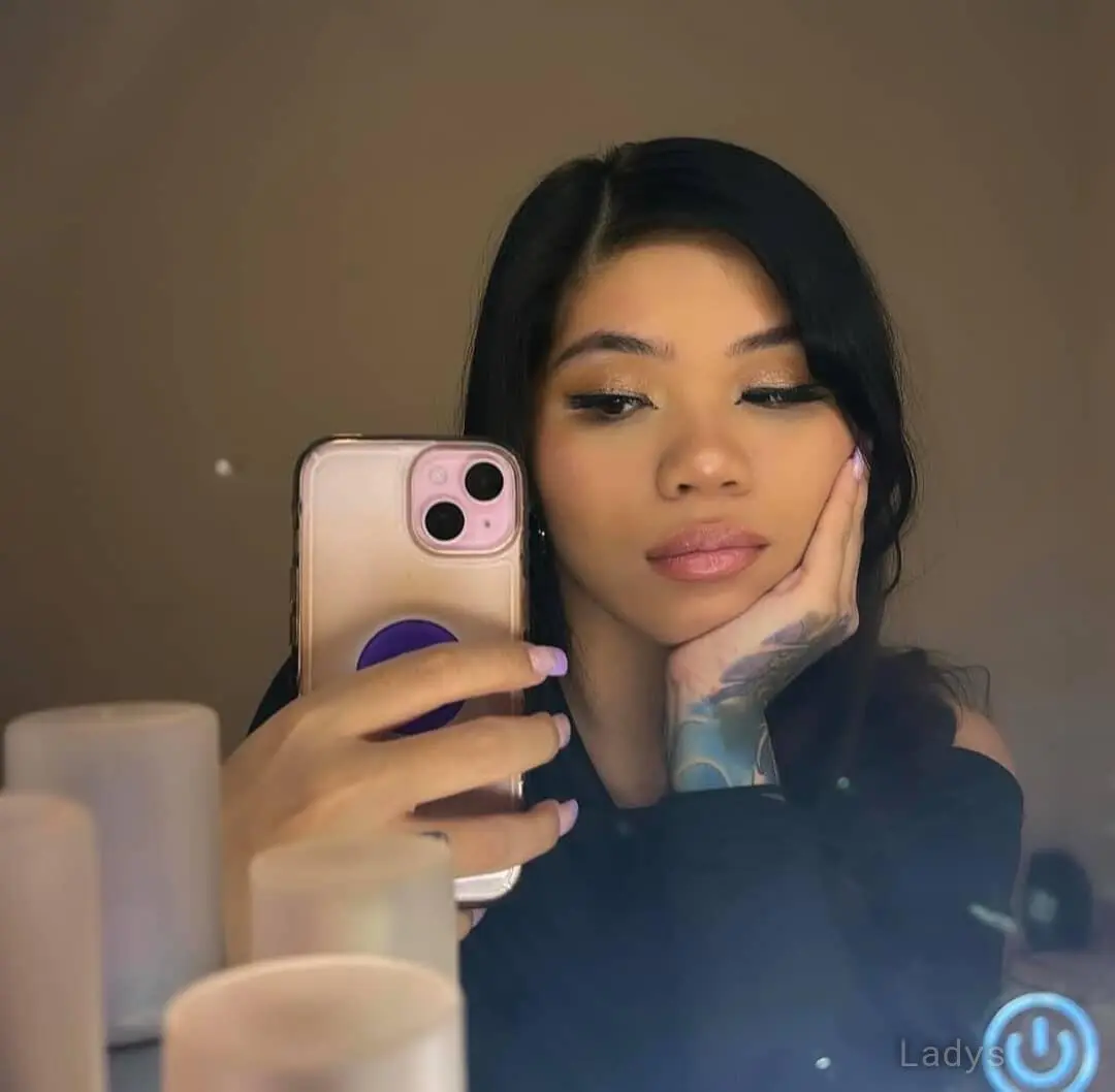 Up Issabella (28) – Call Girl & Independent Escort Service in Boulder - Gallery Photo 6